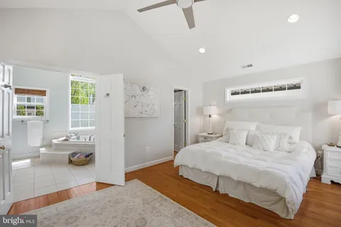 $1,279,000 | 5510 Roosevelt Street, Bethesda, MD 20817