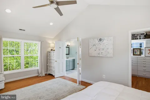 $1,279,000 | 5510 Roosevelt Street, Bethesda, MD 20817