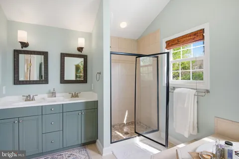 $1,279,000 | 5510 Roosevelt Street, Bethesda, MD 20817