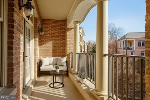$1,200,000 | 1781 Chain Bridge Road, Unit 307, McLean, VA 22102