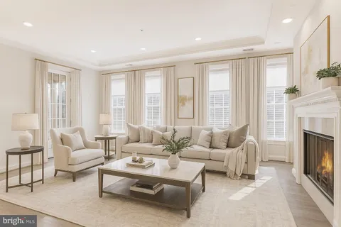 $1,200,000 | 1781 Chain Bridge Road, Unit 307, McLean, VA 22102