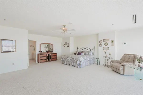 $539,000 | 3575 Lone Star Circle, Unit 907, Fort Worth, TX 76177
