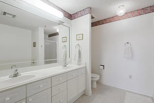 $539,000 | 3575 Lone Star Circle, Unit 907, Fort Worth, TX 76177