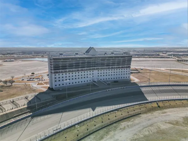 $539,000 | 3575 Lone Star Circle, Unit 907, Fort Worth, TX 76177