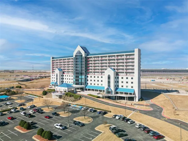 $539,000 | 3575 Lone Star Circle, Unit 907, Fort Worth, TX 76177