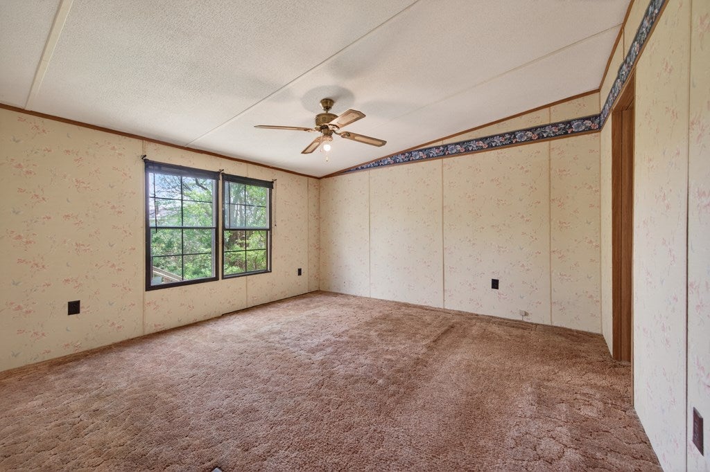 6135 Parrott Mountain Road Parrott, VA 24132 - Photo 10 of 66 Gallery Image 10