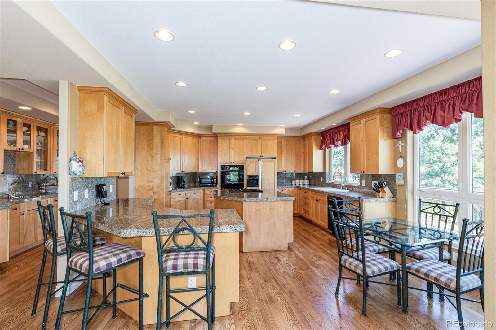 7914 Towhee Road Parker, CO 80134 - Photo 11 of 36 Gallery Image 11