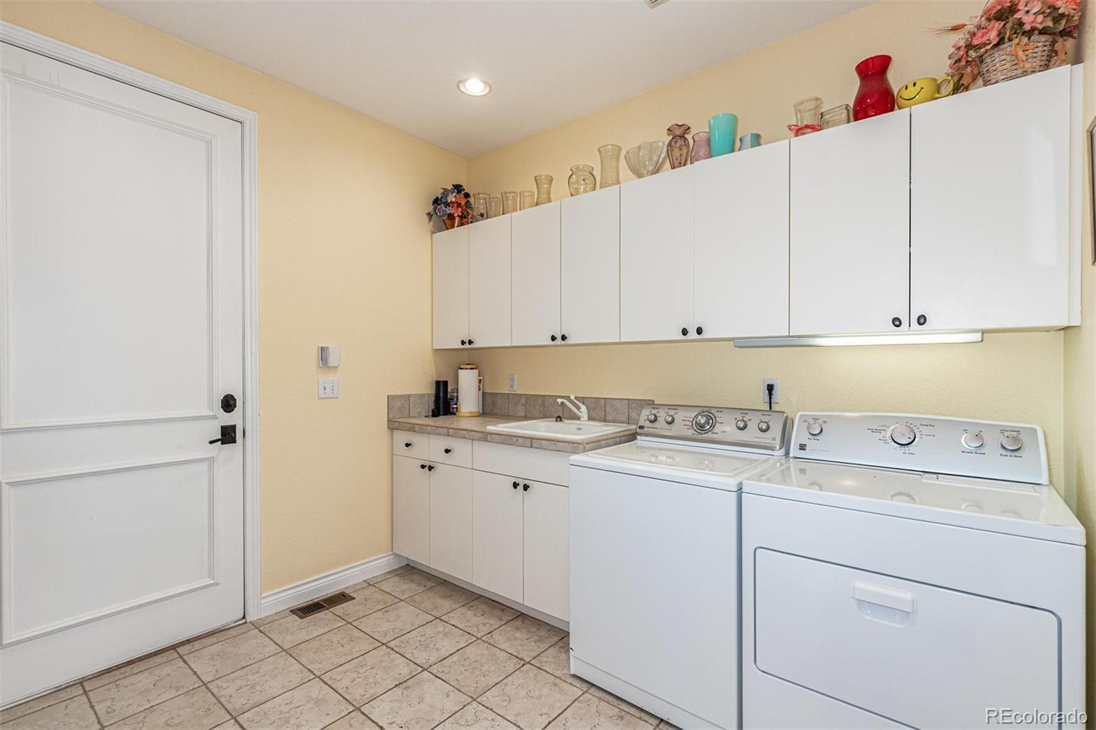 7914 Towhee Road Parker, CO 80134 - Photo 19 of 36 Gallery Image 19