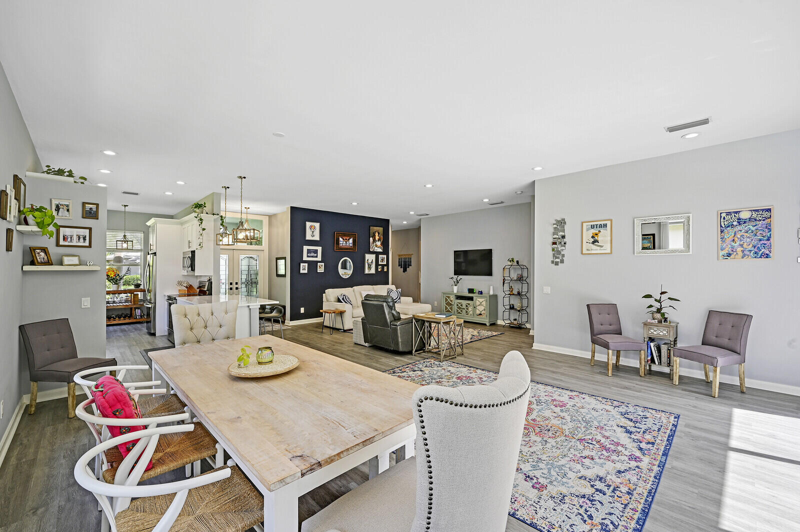 196 Hampton Circle Jupiter, FL 33458 - Photo 20 of 43 Great Room