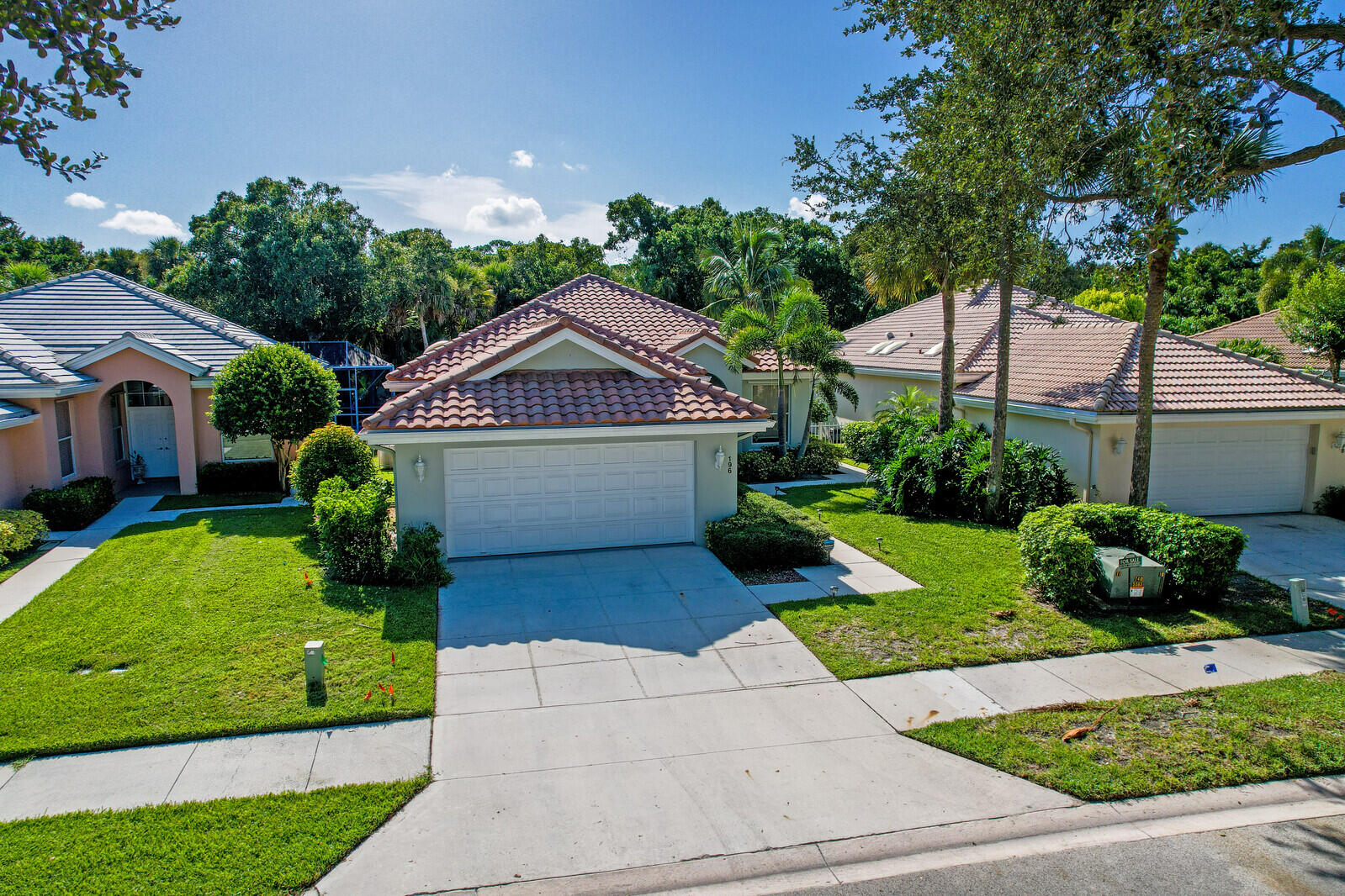 196 Hampton Circle Jupiter, FL 33458 - Photo 36 of 43 Aerial