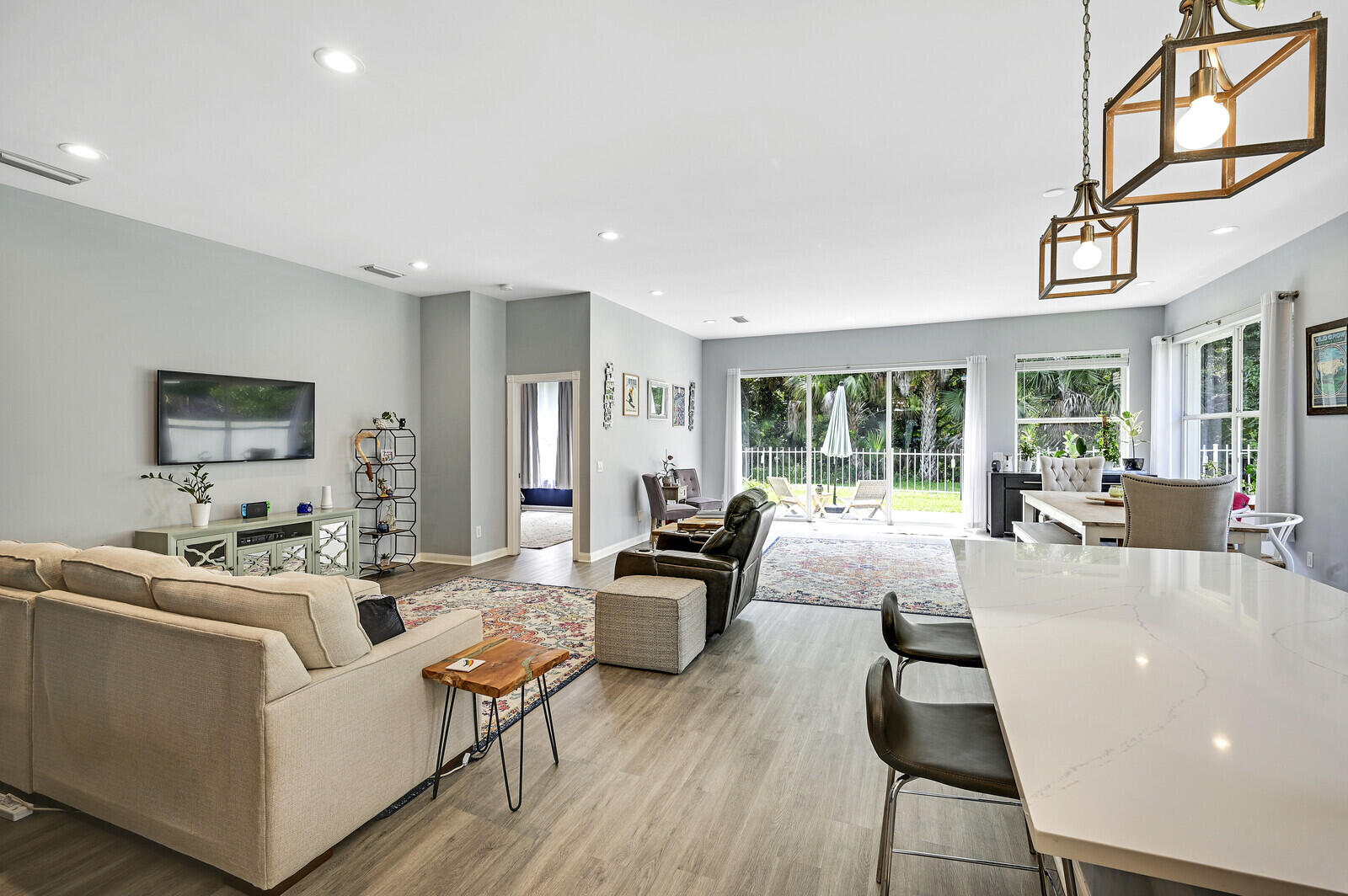 196 Hampton Circle Jupiter, FL 33458 - Photo 7 of 43 Great Room