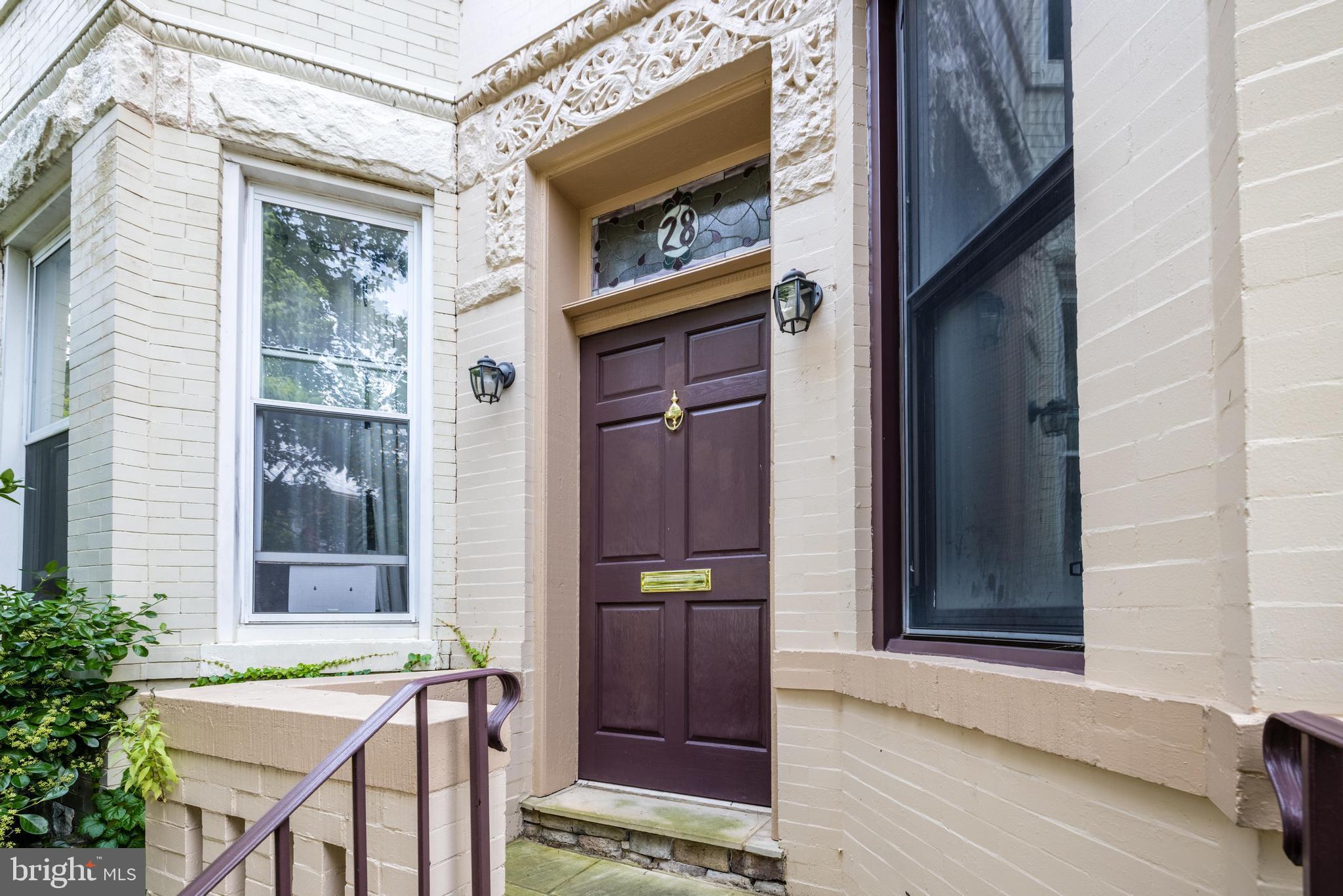 28 R Street Northwest Washington, DC 20001 - Photo 3 of 48