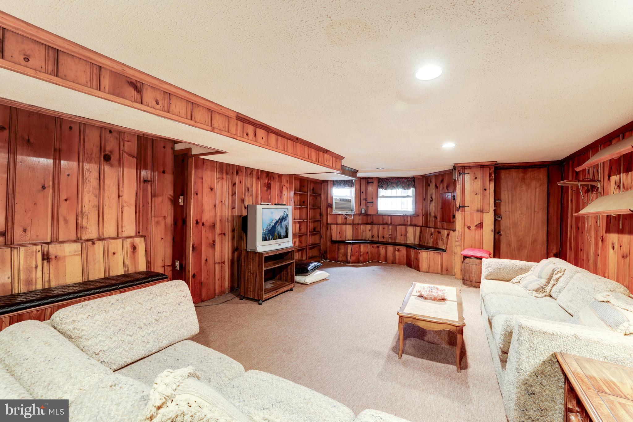 28 R Street Northwest Washington, DC 20001 - Photo 40 of 48