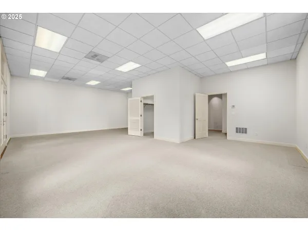 $3,400,000 | 4080 Spring Boulevard, Eugene, OR 97405