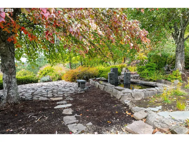 $3,400,000 | 4080 Spring Boulevard, Eugene, OR 97405