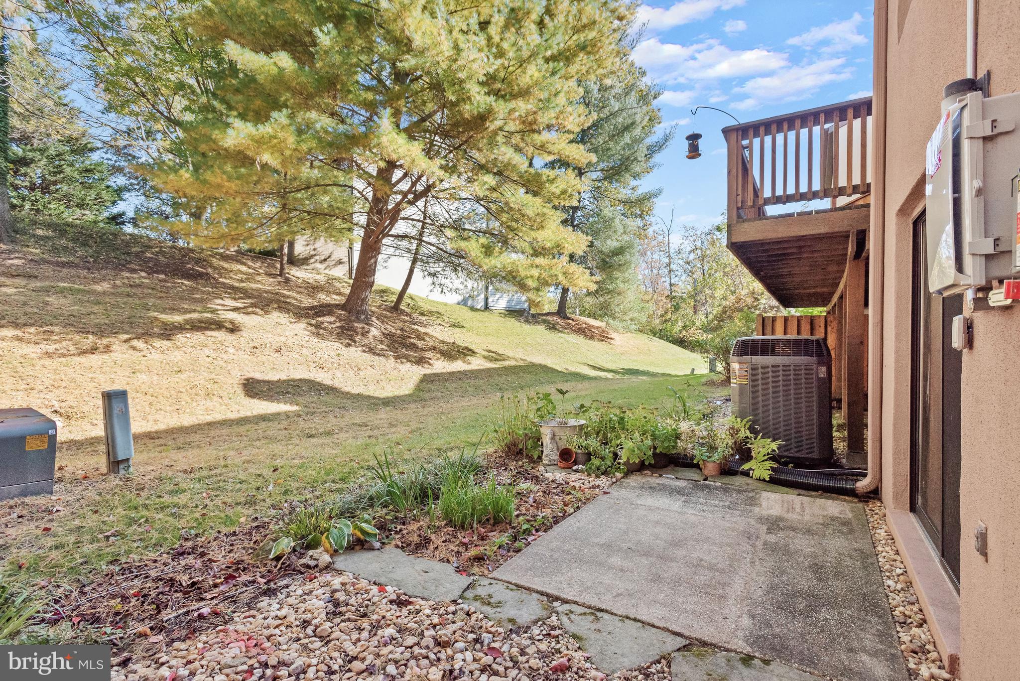 5625 Vantage Point Road Columbia, MD 21044 - Photo 30 of 50 Rear Patio