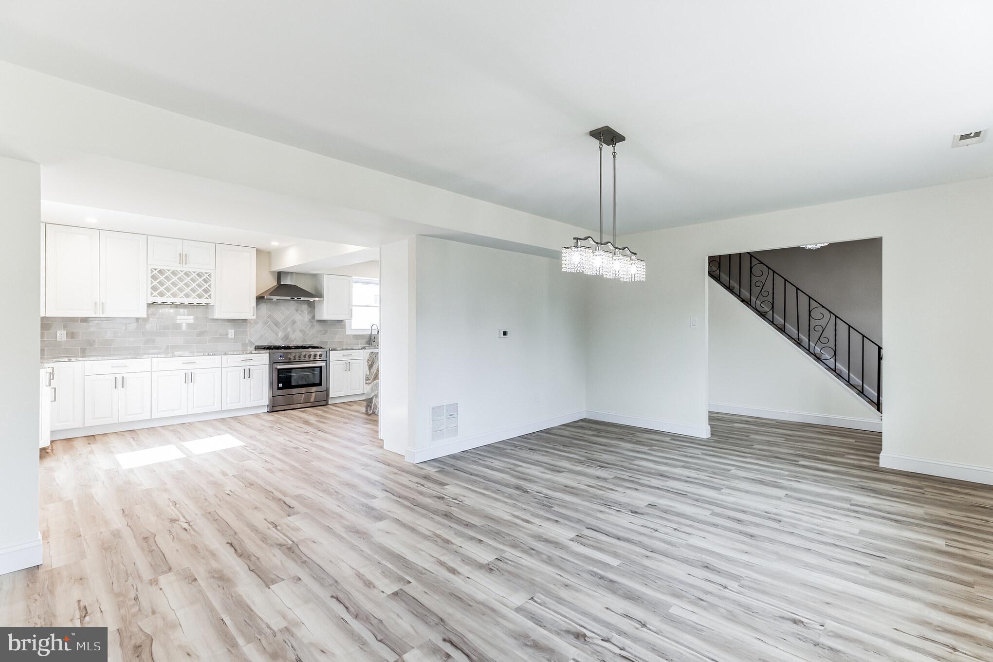 65 Manchester Road Sewell, NJ 08080 - Photo 11 of 34