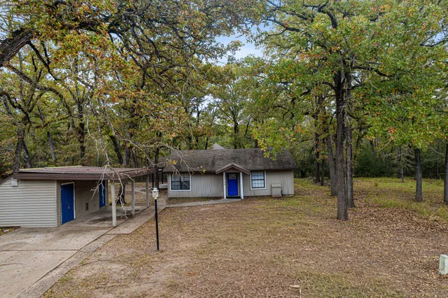 $179,000 | 28700 Gumwood, Oakhurst, TX 77359