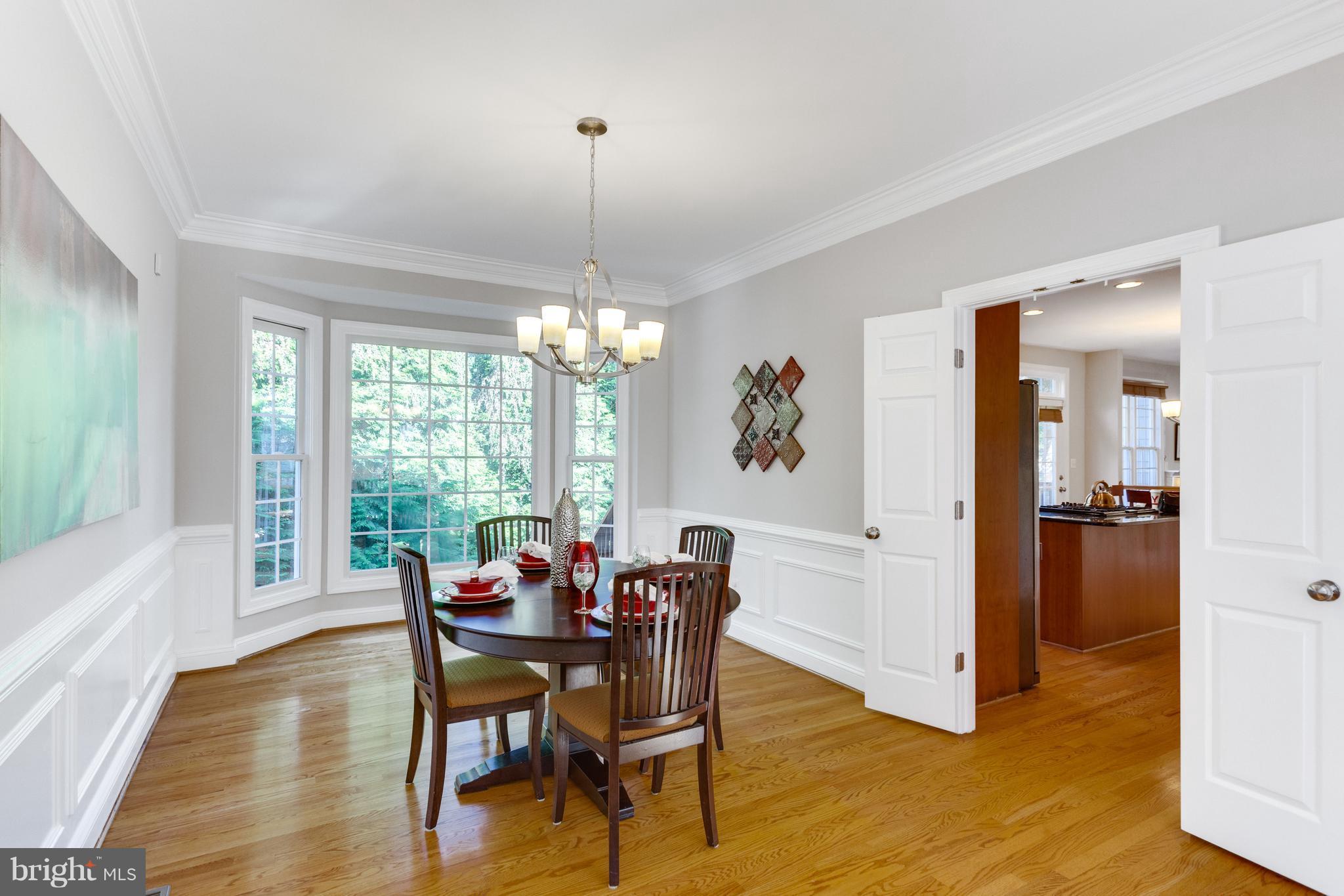 6322 Old Chesterbrook Road McLean, VA 22101 - Photo 7 of 30 Living Room