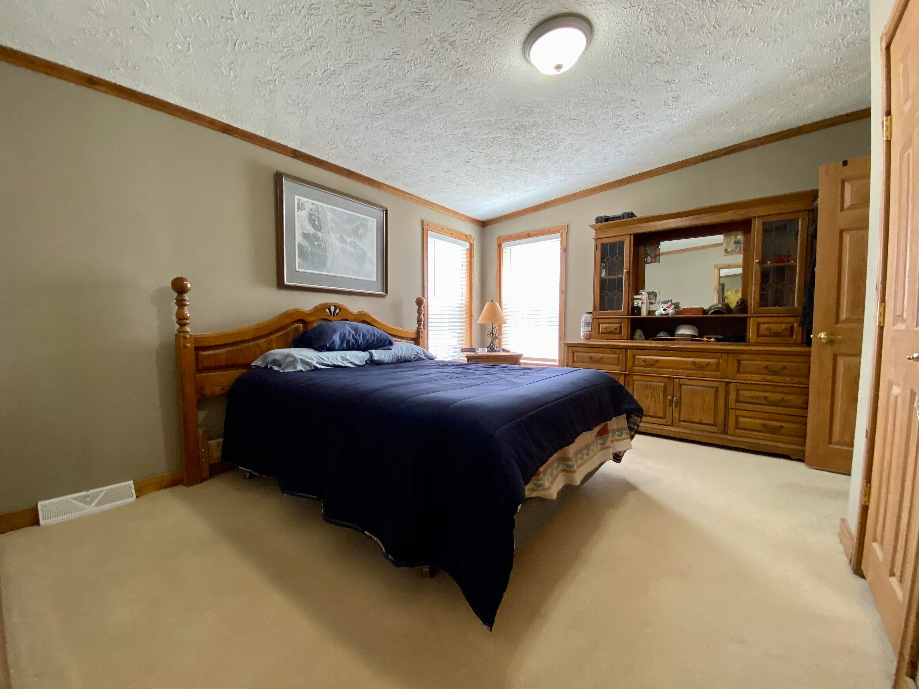 1639 North Roscommon Road Roscommon, MI 48653 - Photo 8 of 21 Gallery Image 8