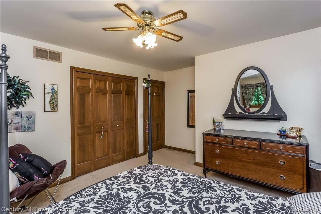 545 Sunlight Drive Rochester, MI 48309 - Photo 41 of 68 042-Bedroom-4533700-large.jpg