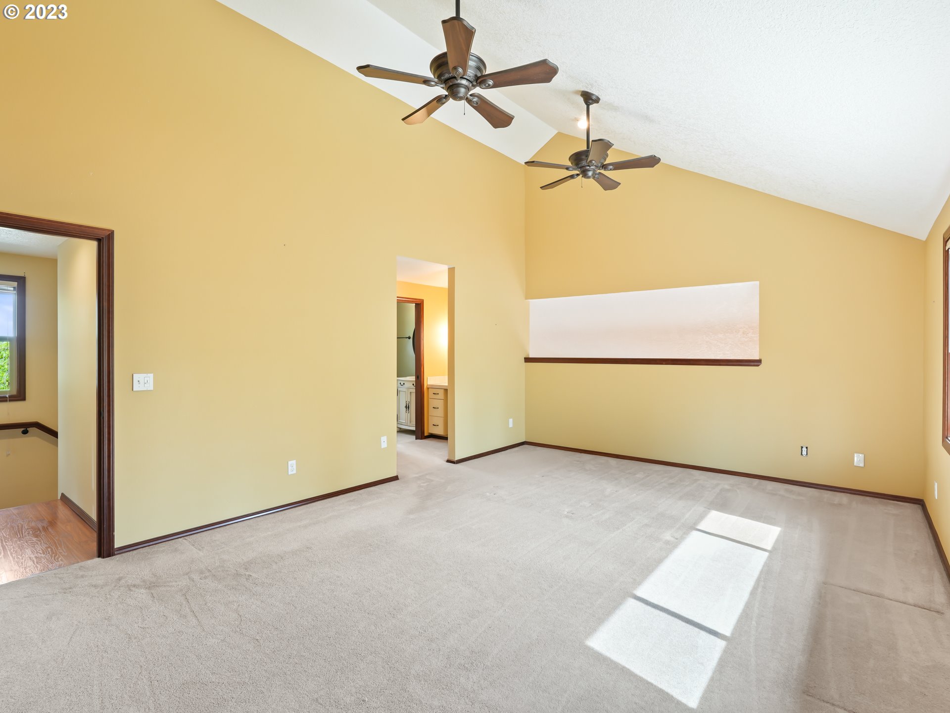 18320 Ross Avenue Sandy, OR 97055 - Photo 21 of 48 an empty room with windows