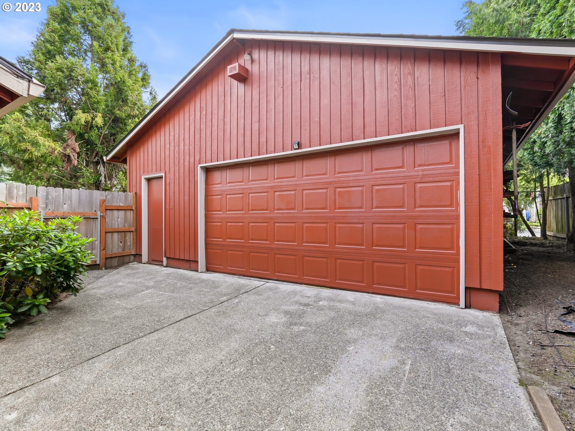 18320 Ross Avenue Sandy, OR 97055 - Photo 41 of 48 a view of a house with a garage