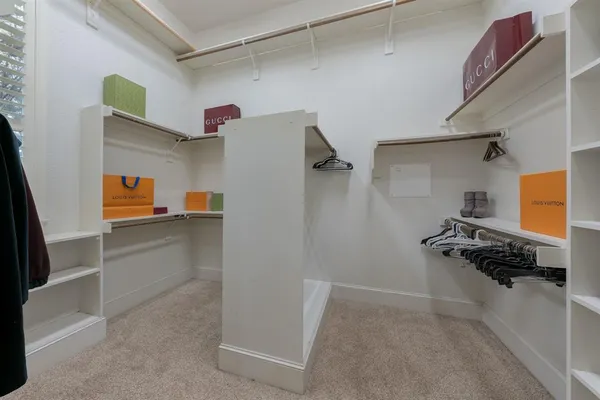 $960,000 | 109 Meadowlands Drive, Denton, TX 76210