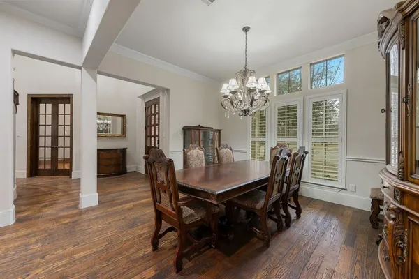 $960,000 | 109 Meadowlands Drive, Denton, TX 76210