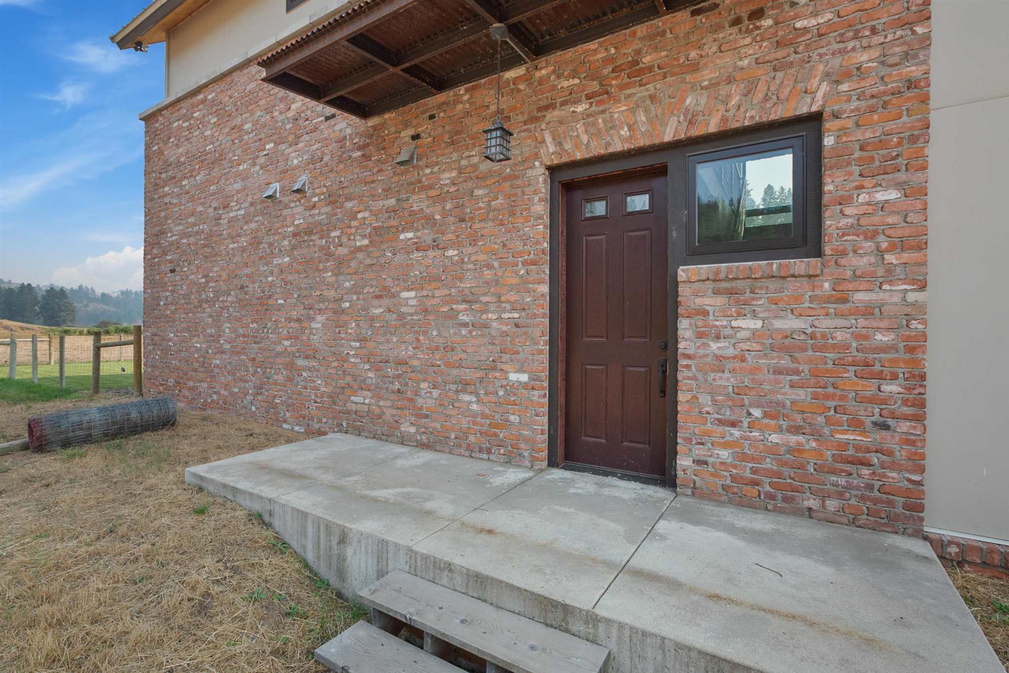 10422 South Hangman Valley Road Spokane, WA 99224 - Photo 4 of 34 Gallery Image 4