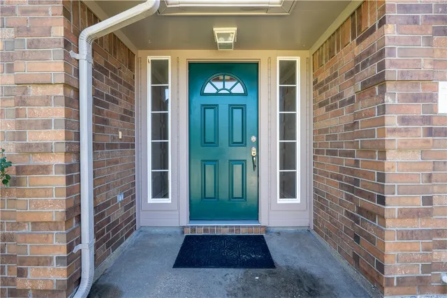 a view of an entryway of a house