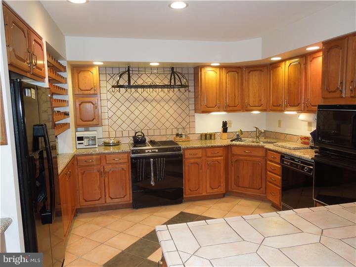 36 Southampton Parish Road Landenberg, PA 19350 - Photo 8 of 24 Kitchen