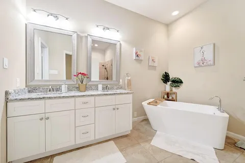$499,000 | 6622 Windward View Drive, Rowlett, TX 75088