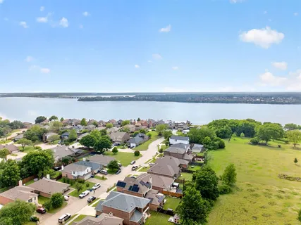 $499,000 | 6622 Windward View Drive, Rowlett, TX 75088