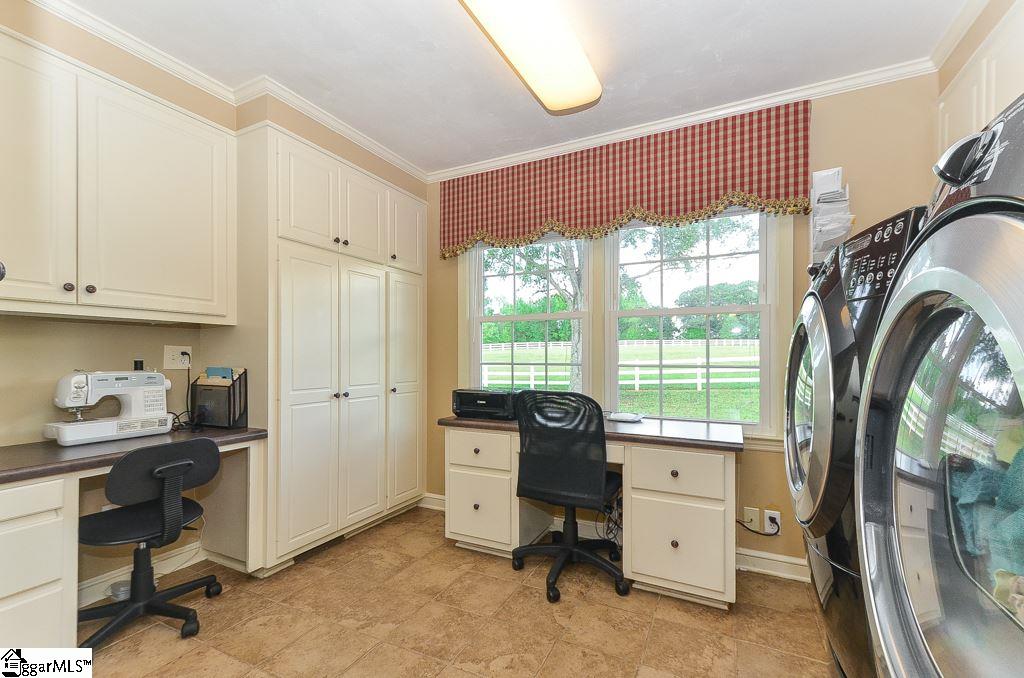 450 Farm Lake Road Boiling Springs, SC 29316 - Photo 28 of 32 Gallery Image 28