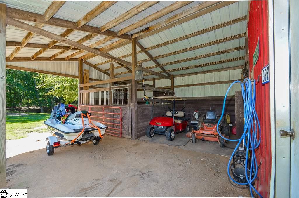 450 Farm Lake Road Boiling Springs, SC 29316 - Photo 29 of 32 Gallery Image 29