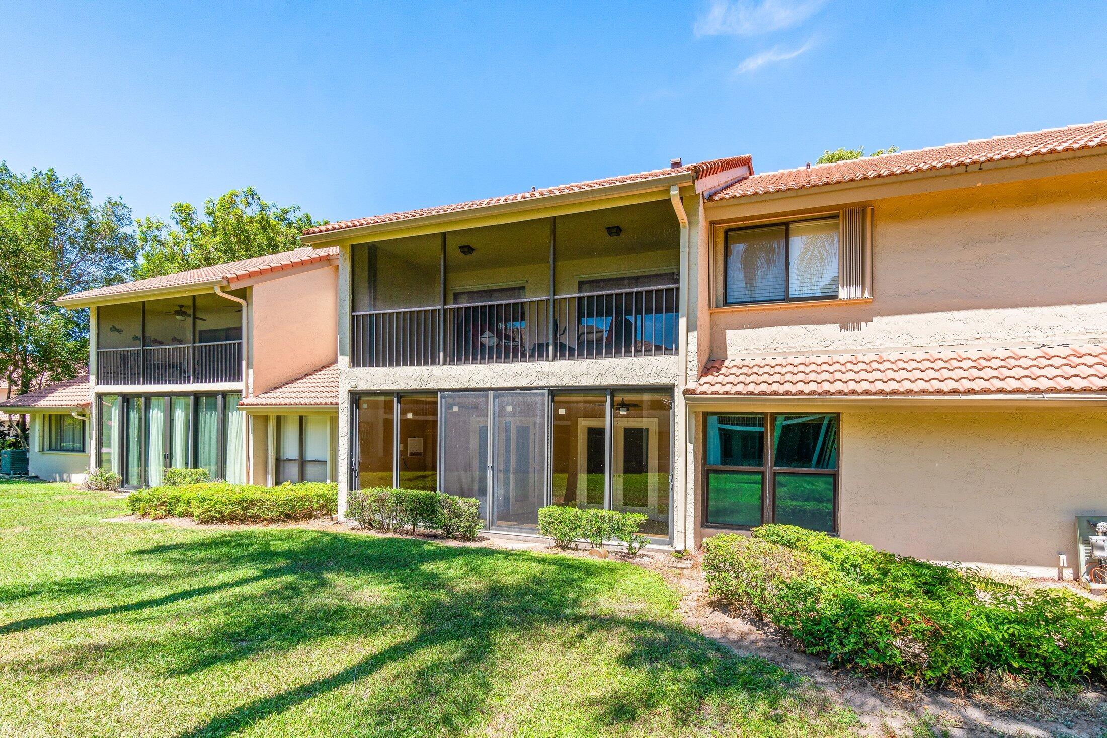 5750 Coach House Circle, Unit C Boca Raton, FL 33486 - Photo 24 of 30 Exterior