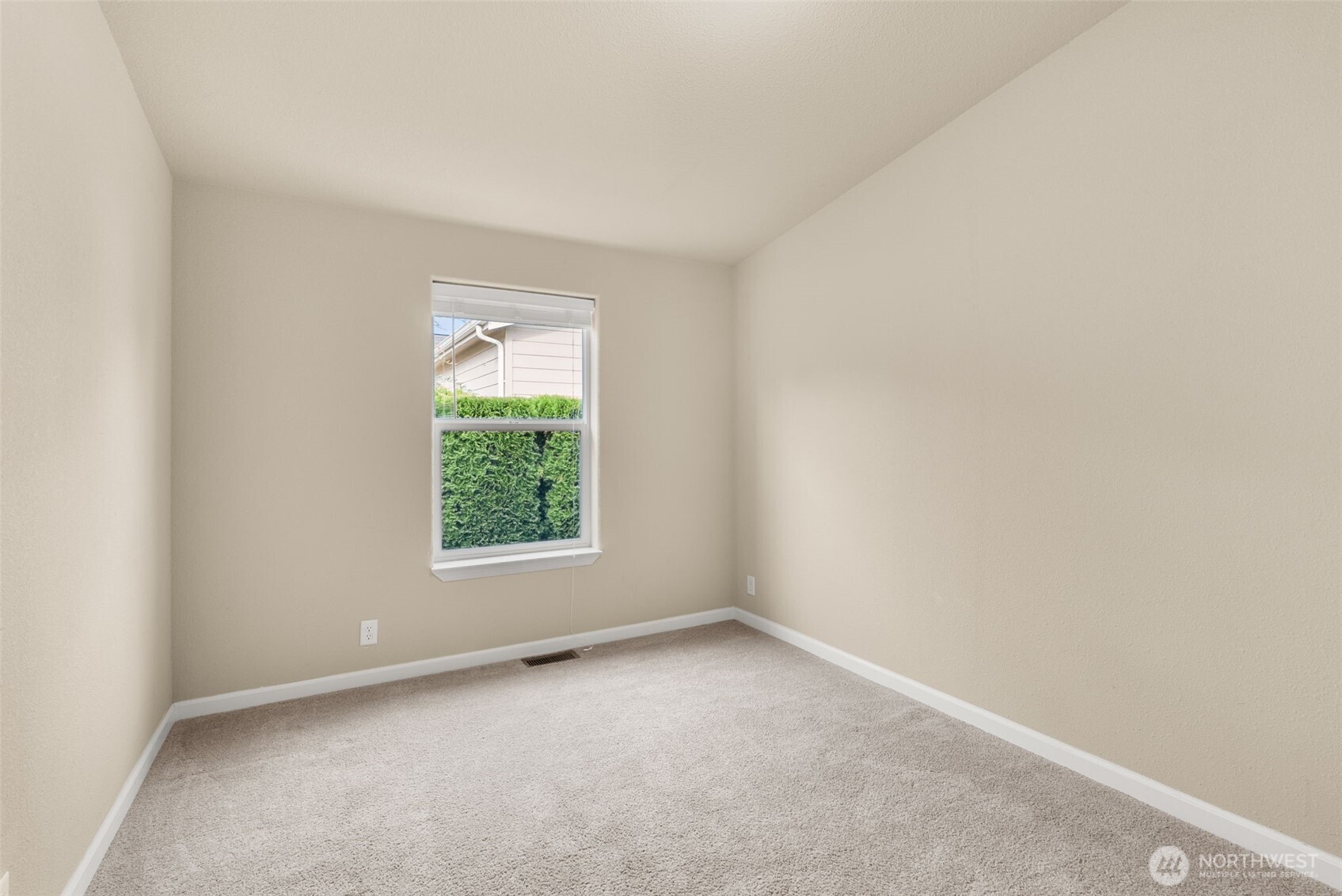 4259 Lakeview Lane Southeast, Unit 63 Lacey, WA 98503 - Photo 22 of 29 an empty room with a window