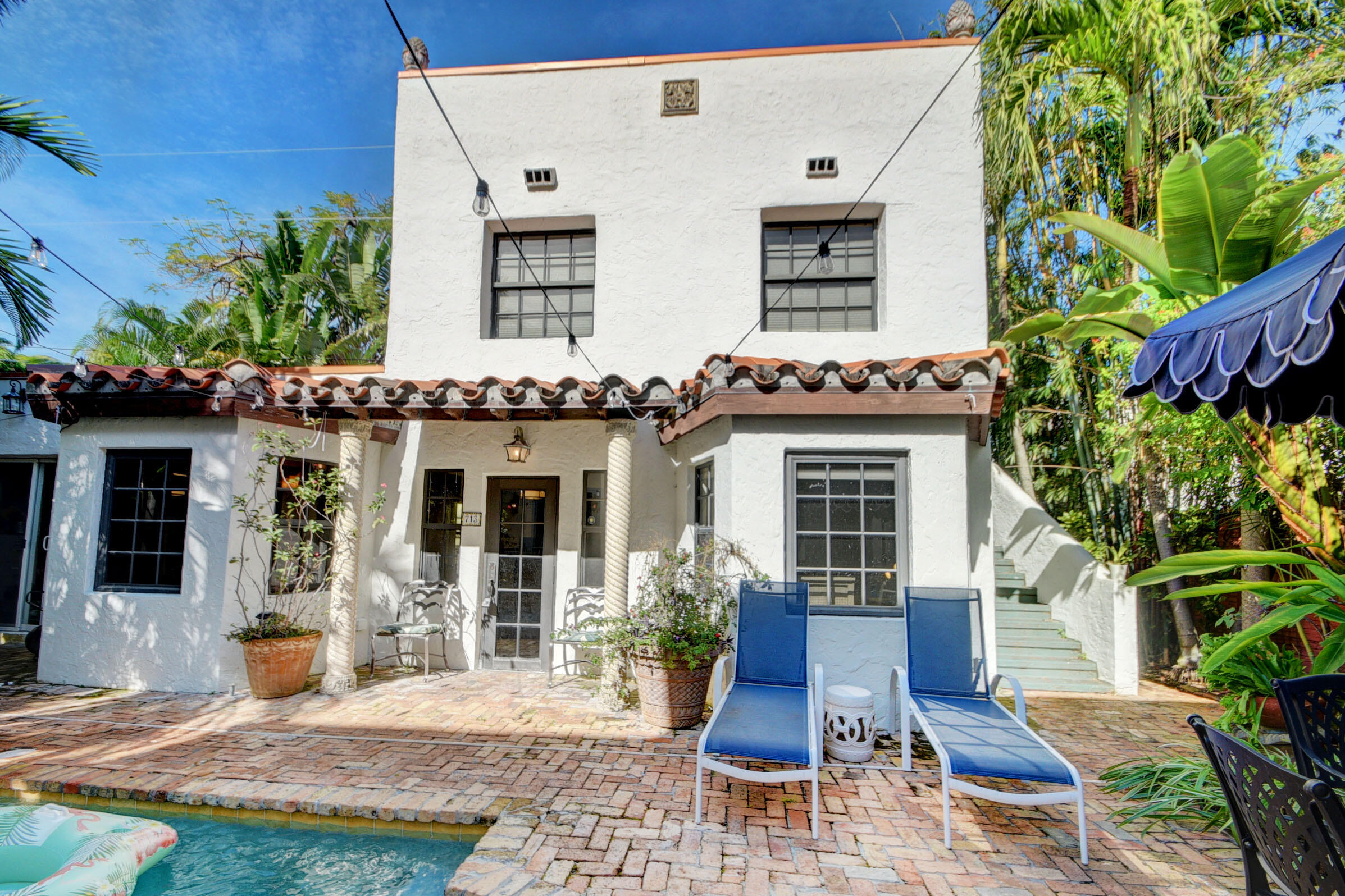 713 Sunset Road West Palm Beach, FL 33401 - Photo 2 of 15 50_house (50)