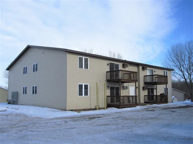 $1,150 | 308 Willow Street, Unit 5, Somerset, WI 54025