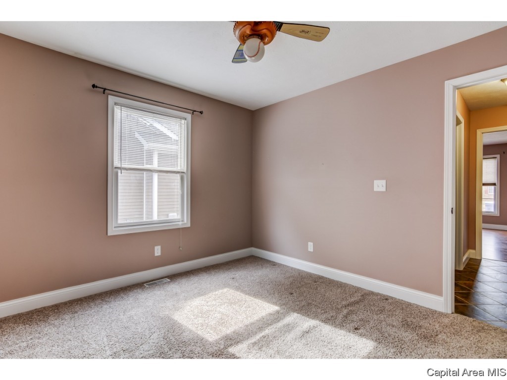 2910 Cronin Drive Springfield, IL 62711 - Photo 22 of 36