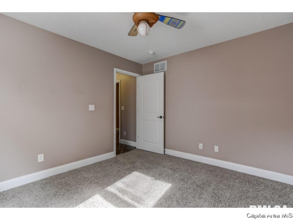 2910 Cronin Drive Springfield, IL 62711 - Photo 24 of 36