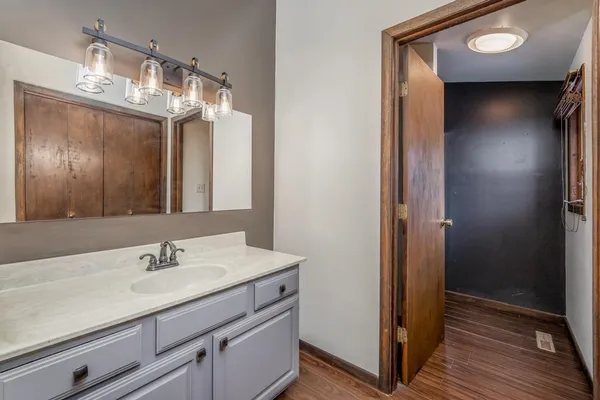 $244,000 | 501 West 33rd Avenue, Winfield, KS 67156
