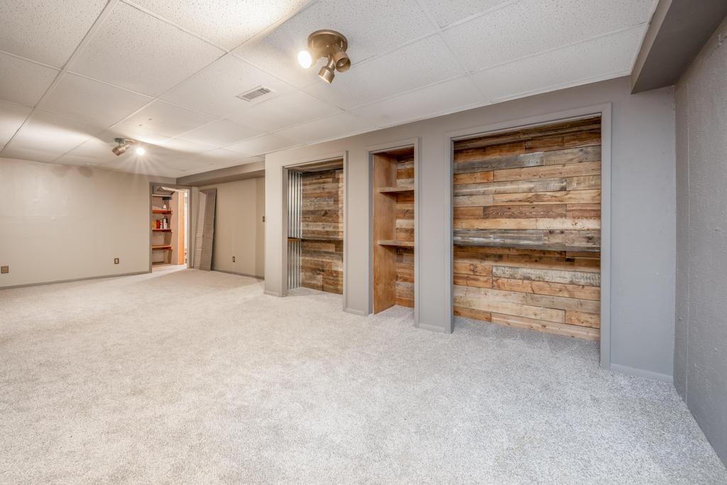 501 West 33rd Avenue Winfield, KS 67156 - Photo 17 of 33