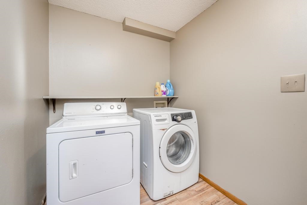 501 West 33rd Avenue Winfield, KS 67156 - Photo 19 of 33