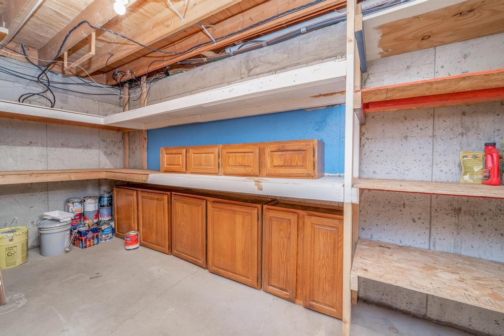 501 West 33rd Avenue Winfield, KS 67156 - Photo 20 of 33