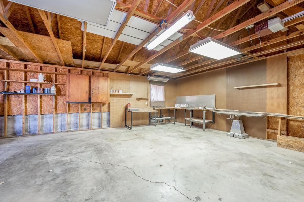 501 West 33rd Avenue Winfield, KS 67156 - Photo 21 of 33