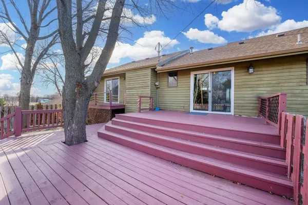 $244,000 | 501 West 33rd Avenue, Winfield, KS 67156