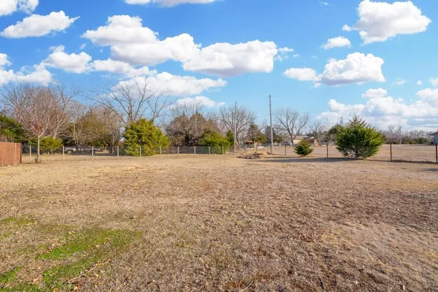 $244,000 | 501 West 33rd Avenue, Winfield, KS 67156