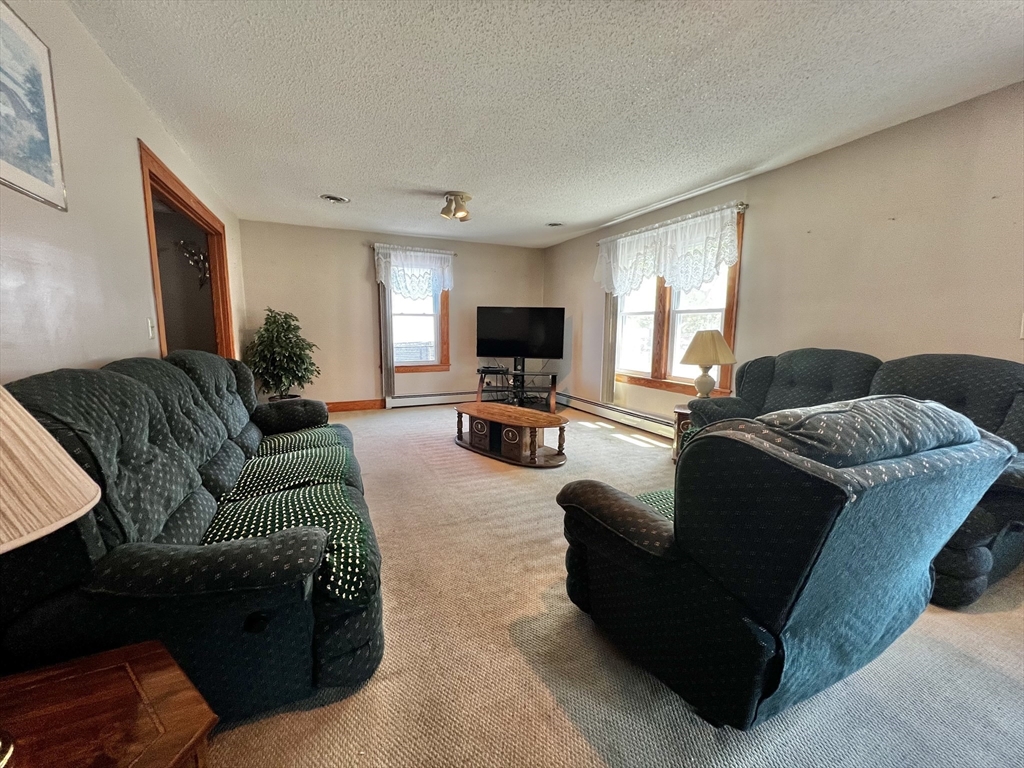 16 Rogers Avenue Springfield, MA 01151 - Photo 12 of 35 Gallery Image 12